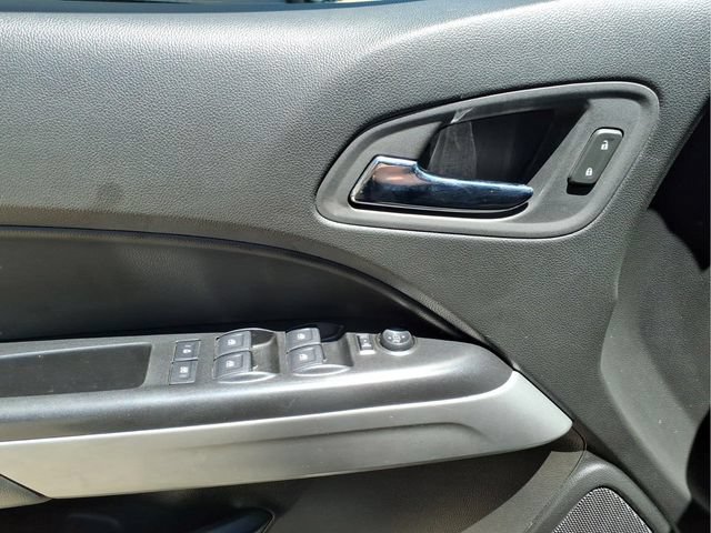 Used 2022 Chevrolet Colorado LT w/ Safety Package AWD/4WD image 11