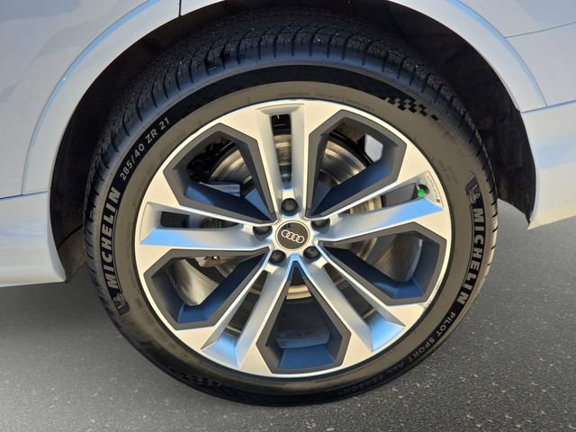 Used 2021 Audi Q7 3.0T Premium Plus w/ Executive Package AWD/4WD image 37
