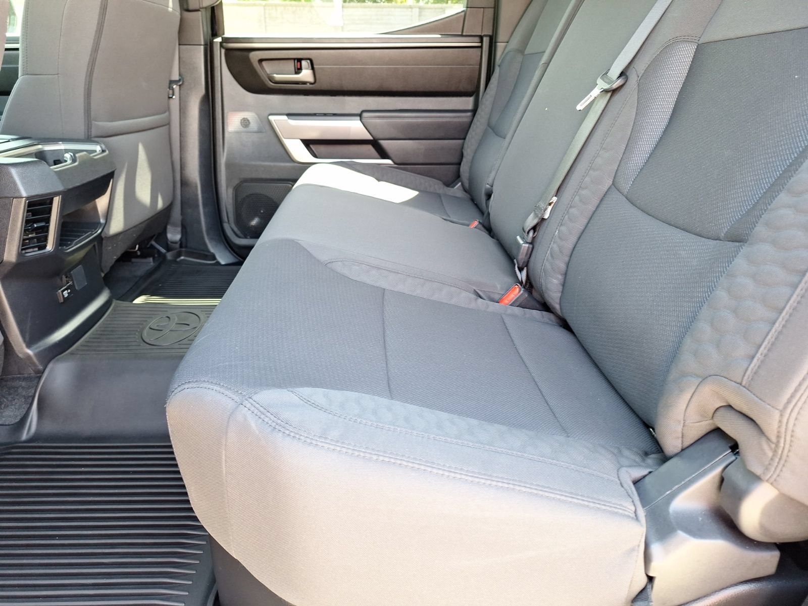 Used 2025 Toyota Tundra SR5 AWD/4WD image 29