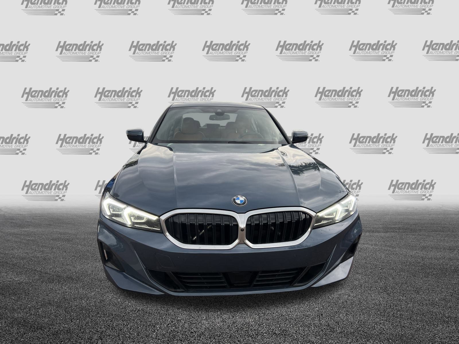 Certified 2025 BMW 330i Sedan image 3