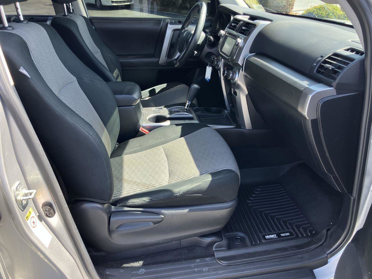 Used 2016 Toyota 4Runner SR5 image 37