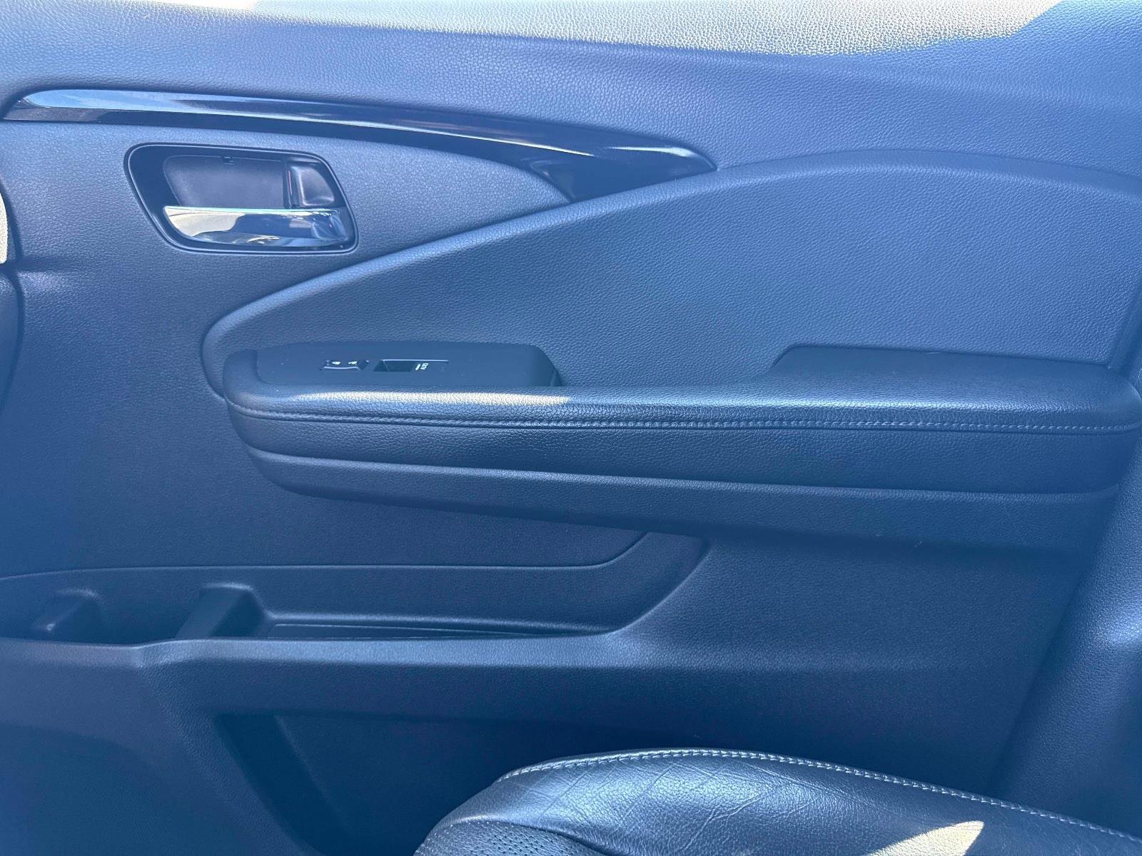 Certified 2019 Honda Passport Elite image 25