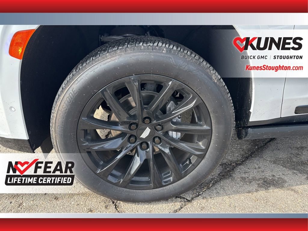 Used 2024 Cadillac Escalade ESV Sport Platinum w/ LPO, ONYX Package image 16