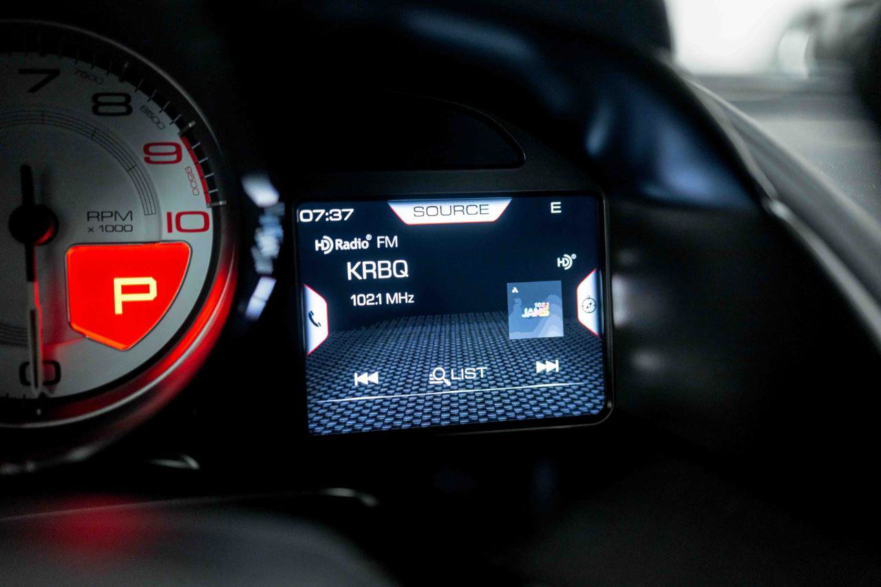 Used 2018 Ferrari 812 Superfast RWD image 67