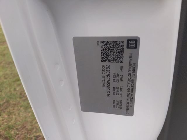 New 2025 GMC Savana 3500 w/ Power Convenience Package RWD image 43