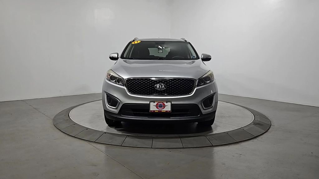 Used 2017 Kia Sorento AWD image 9