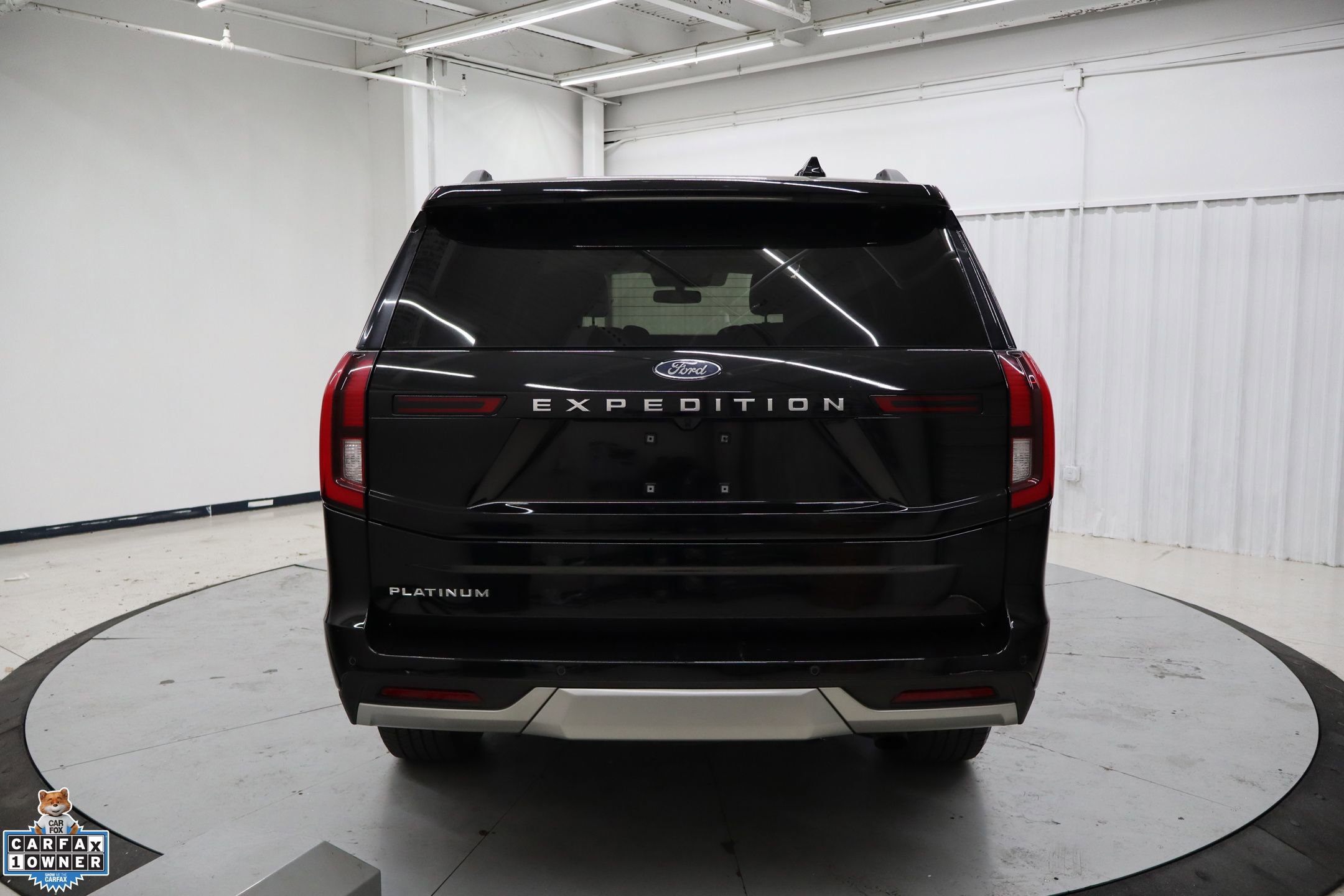 Certified 2025 Ford Expedition Platinum image 6