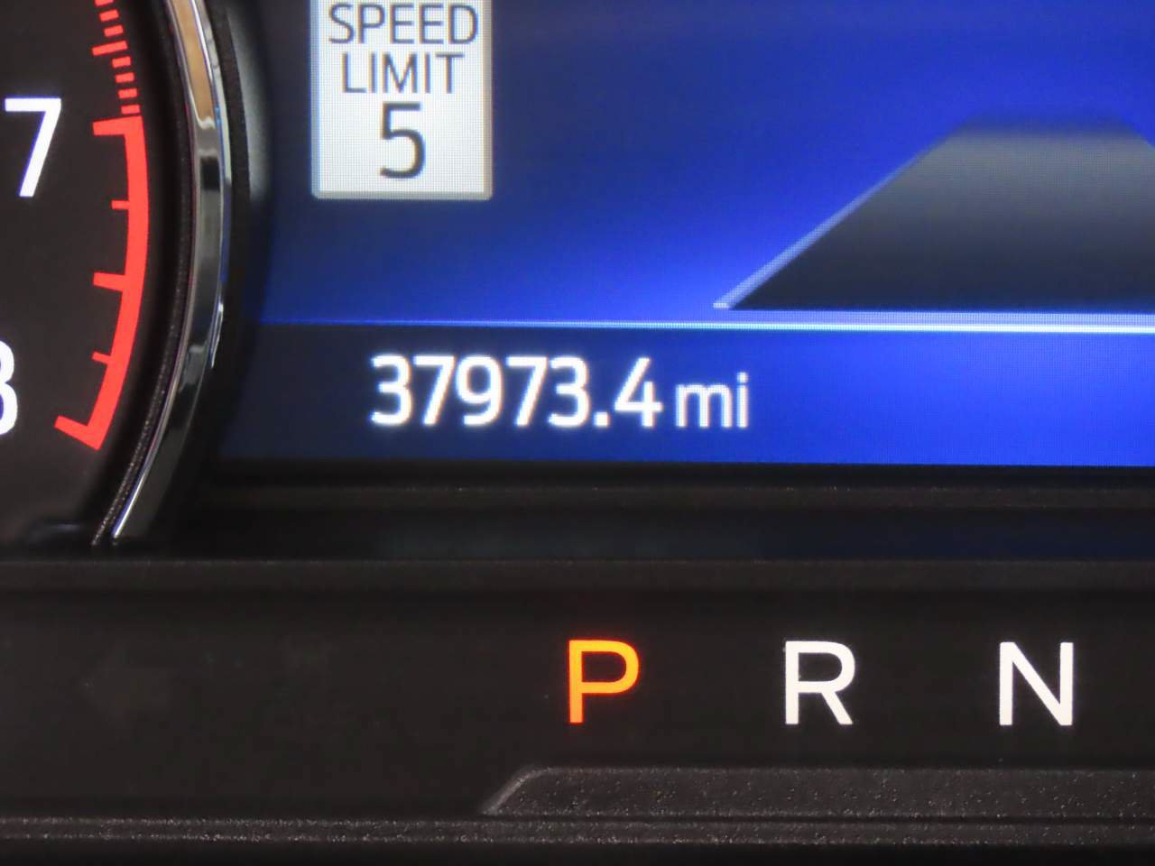 Used 2023 Ford Explorer XLT w/ Equipment Group 202A RWD image 11