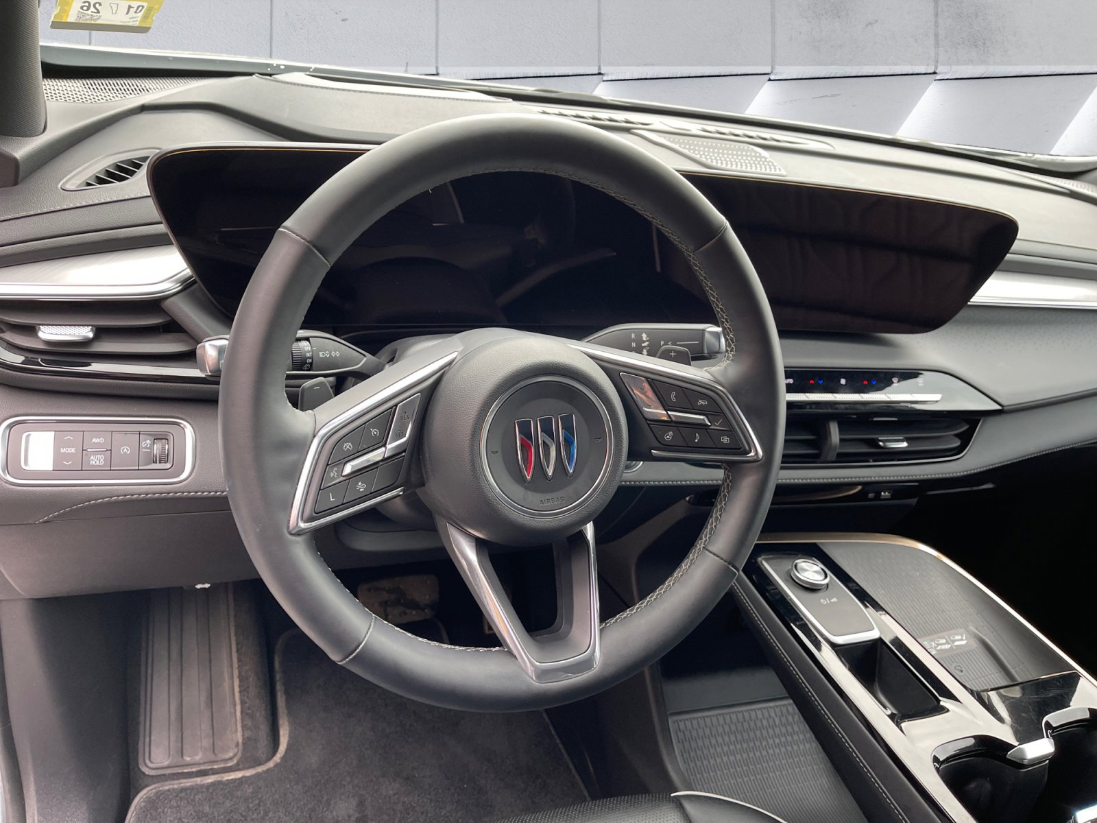 Certified 2025 Buick Enclave Avenir image 13