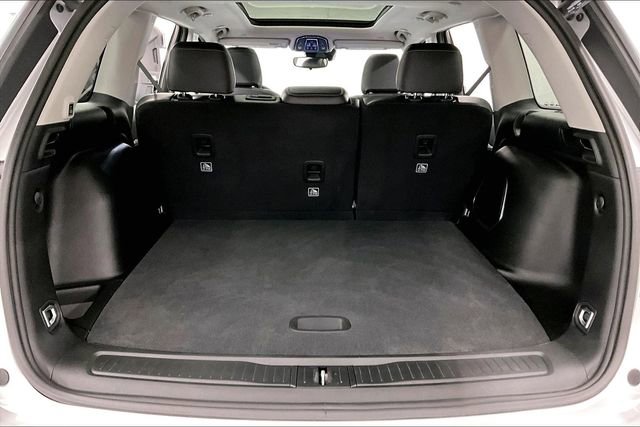 Used 2024 Jeep Grand Cherokee Limited w/ Black Appearance Package image 42