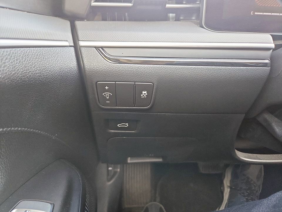 Used 2025 Kia K5 LXS FWD image 20