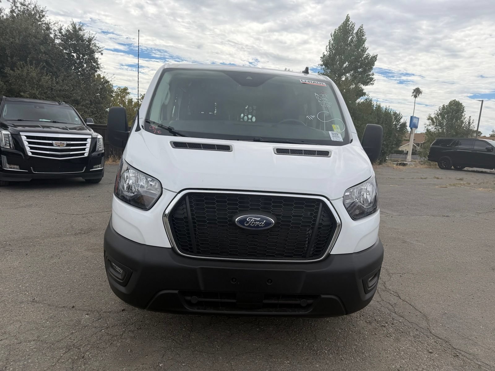 Certified 2025 Ford Transit 250 Low Roof w/ Exterior Upgrade Package RWD image 8