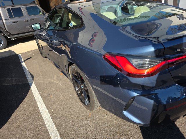 Used 2024 BMW 430i xDrive Coupe w/ M Sport Package AWD/4WD image 10
