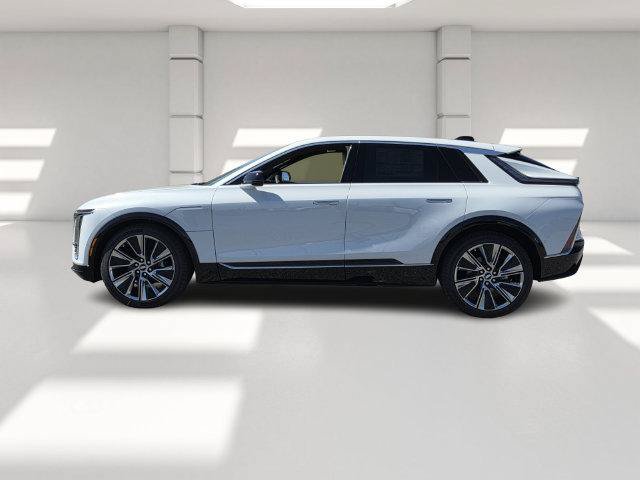 New 2026 Cadillac Lyriq Signature Luxury w/ Nappa Leather Package RWD image 2