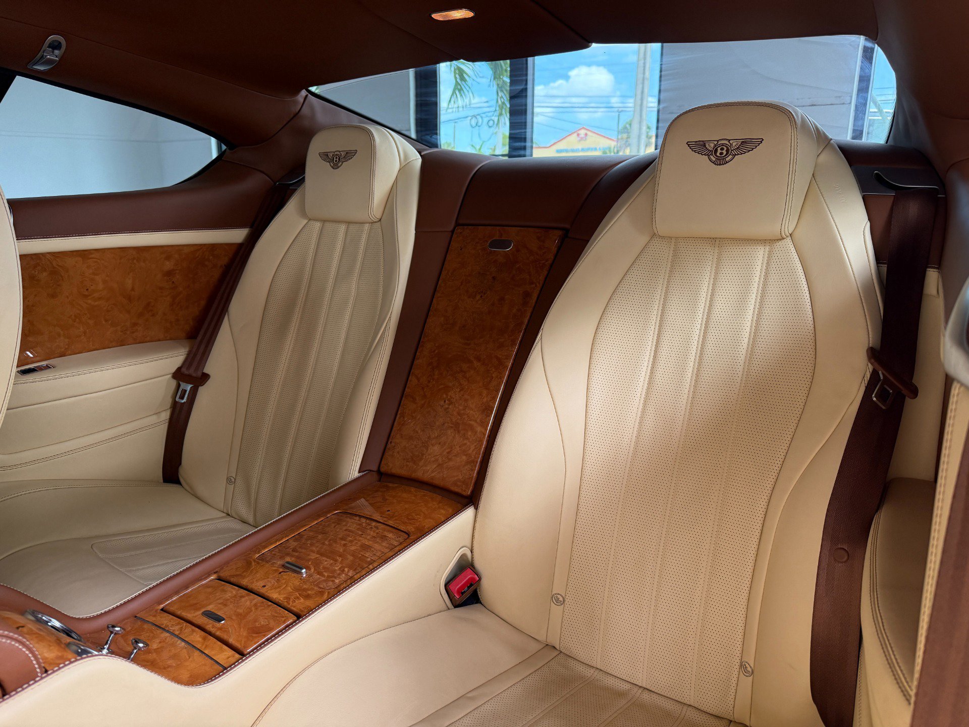 Used 2012 Bentley Continental GT AWD/4WD image 22