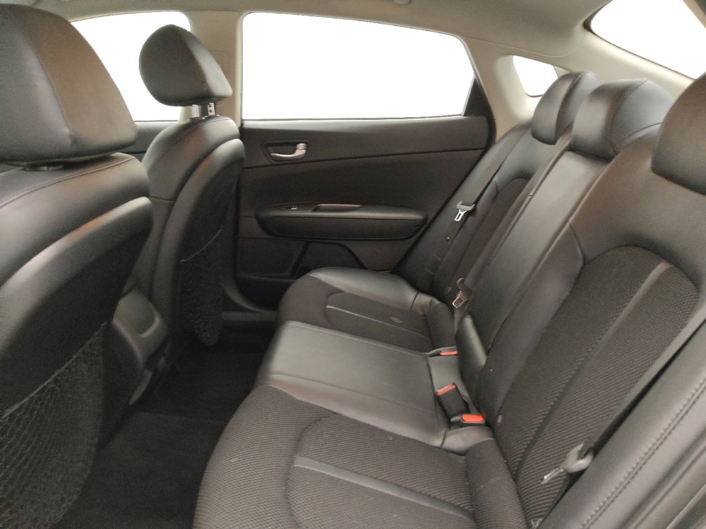Used 2019 Kia Optima S FWD image 18