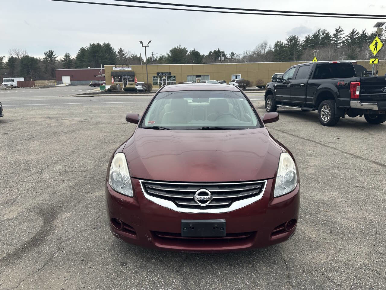 Used 2010 Nissan Altima 2.5 S FWD image 12
