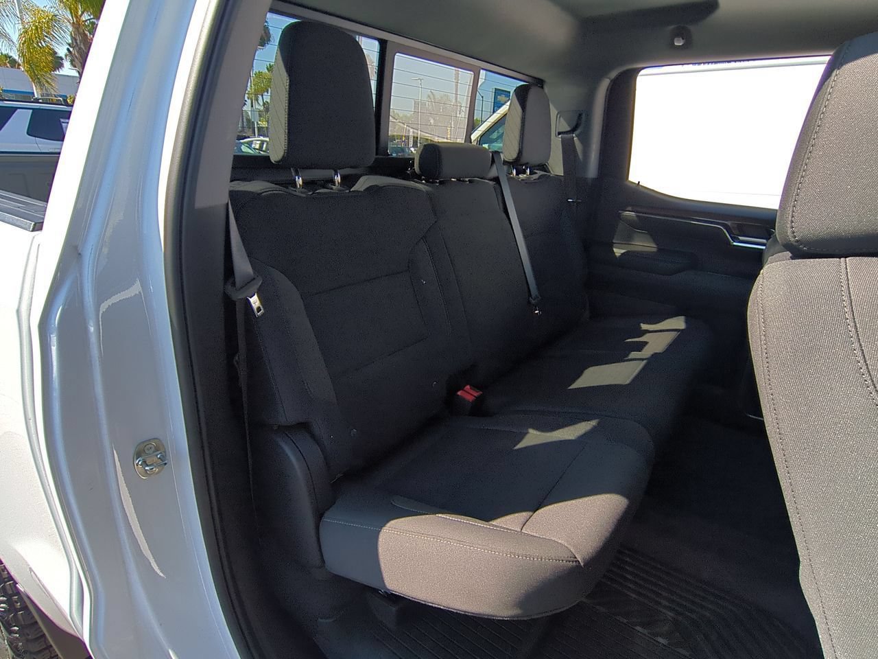 Used 2024 Chevrolet Silverado 1500 LT Trail Boss w/ Convenience Package II AWD/4WD image 27