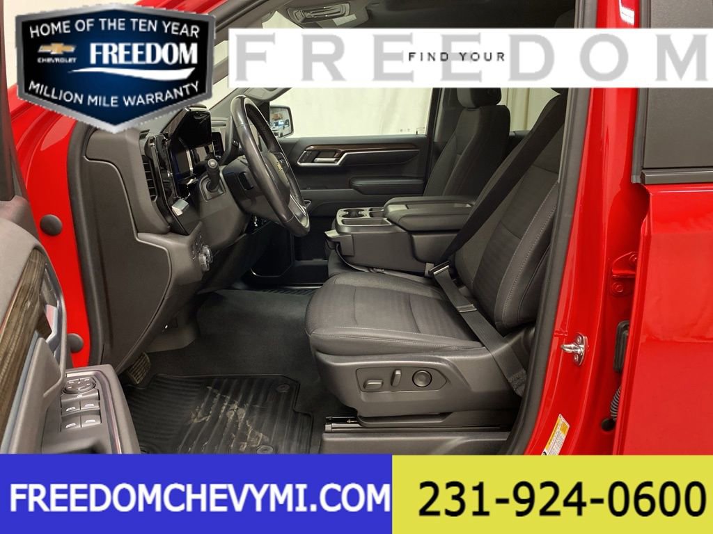 Used 2022 Chevrolet Silverado 1500 LT image 14