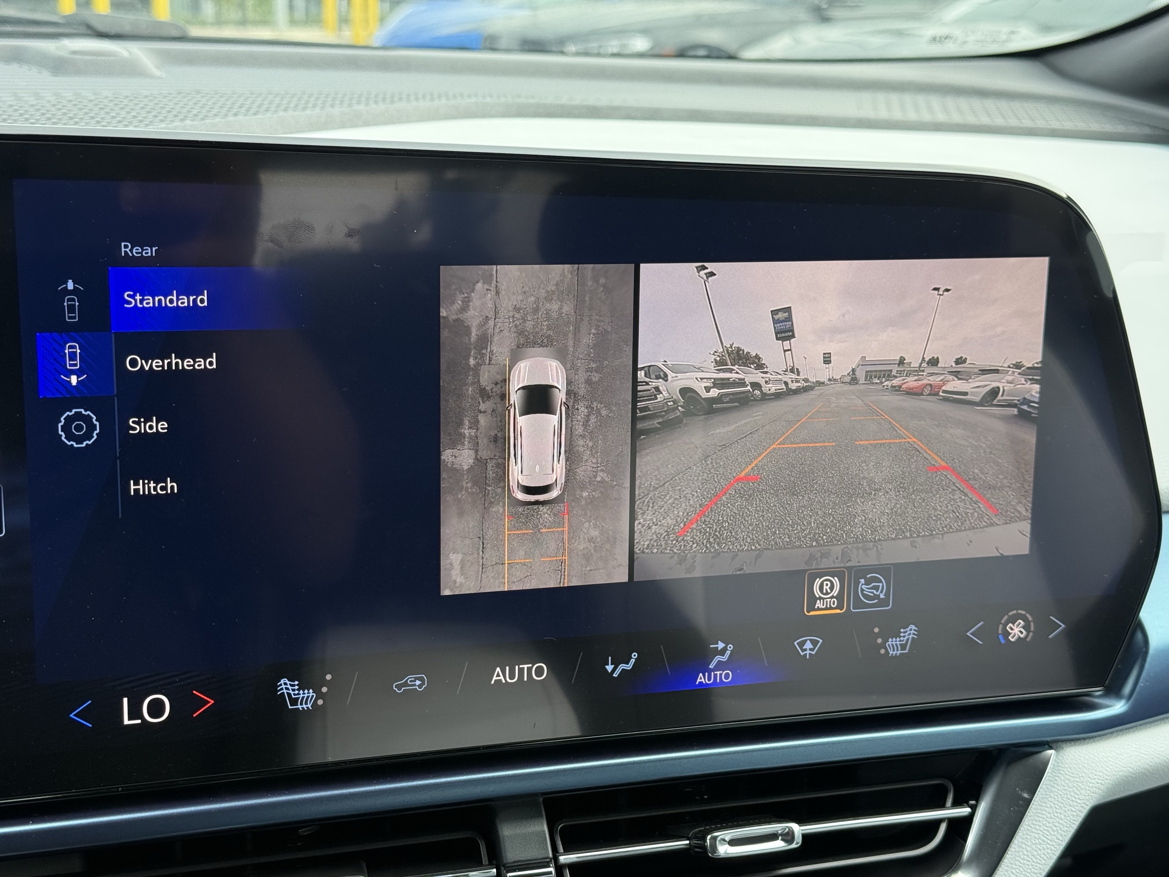 New 2026 Chevrolet Equinox EV LT AWD/4WD image 24
