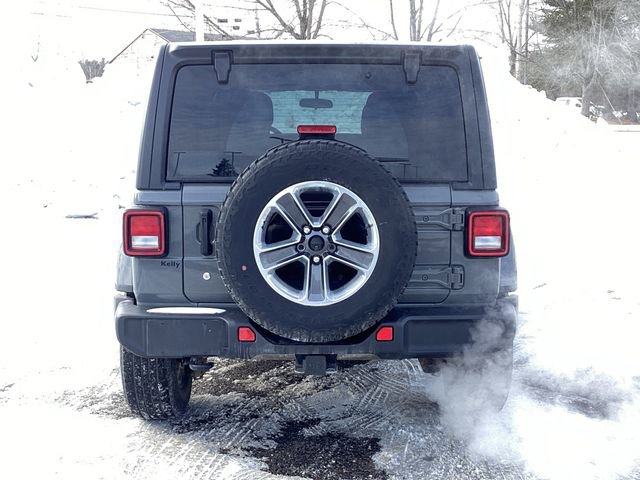 Used 2018 Jeep Wrangler Unlimited Sahara w/ Cold Weather Group image 4