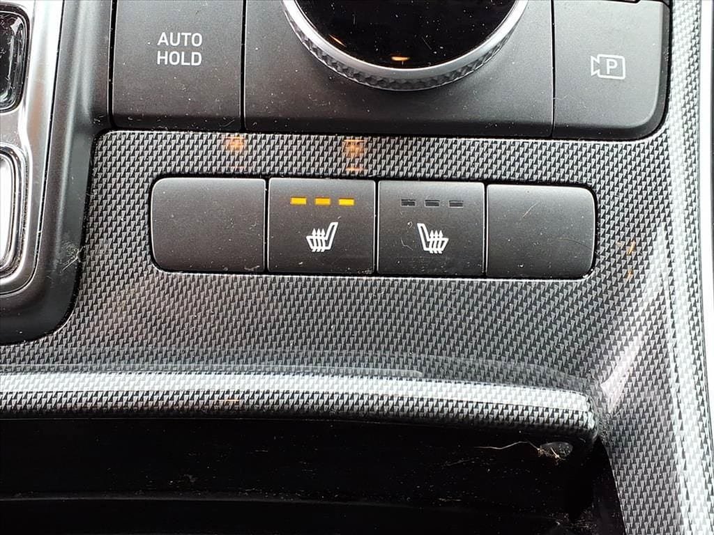 Used 2022 Hyundai Santa Fe SEL FWD image 16