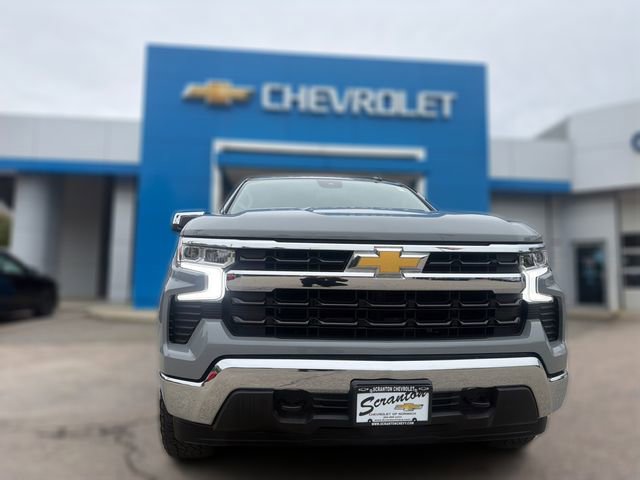 Used 2024 Chevrolet Silverado 1500 LT AWD/4WD image 22