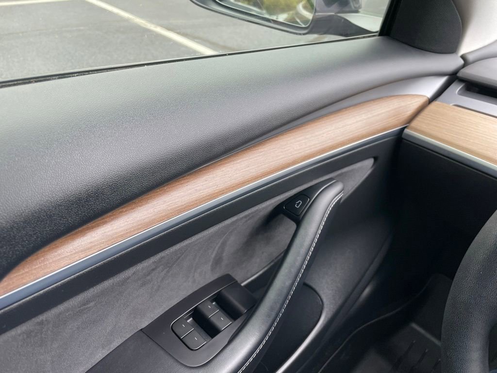 Used 2022 Tesla Model 3 Long Range AWD/4WD image 19