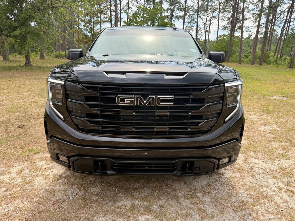 Used 2023 GMC Sierra 1500 Elevation AWD/4WD image 8