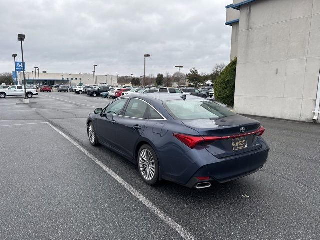 Used 2019 Toyota Avalon image 6