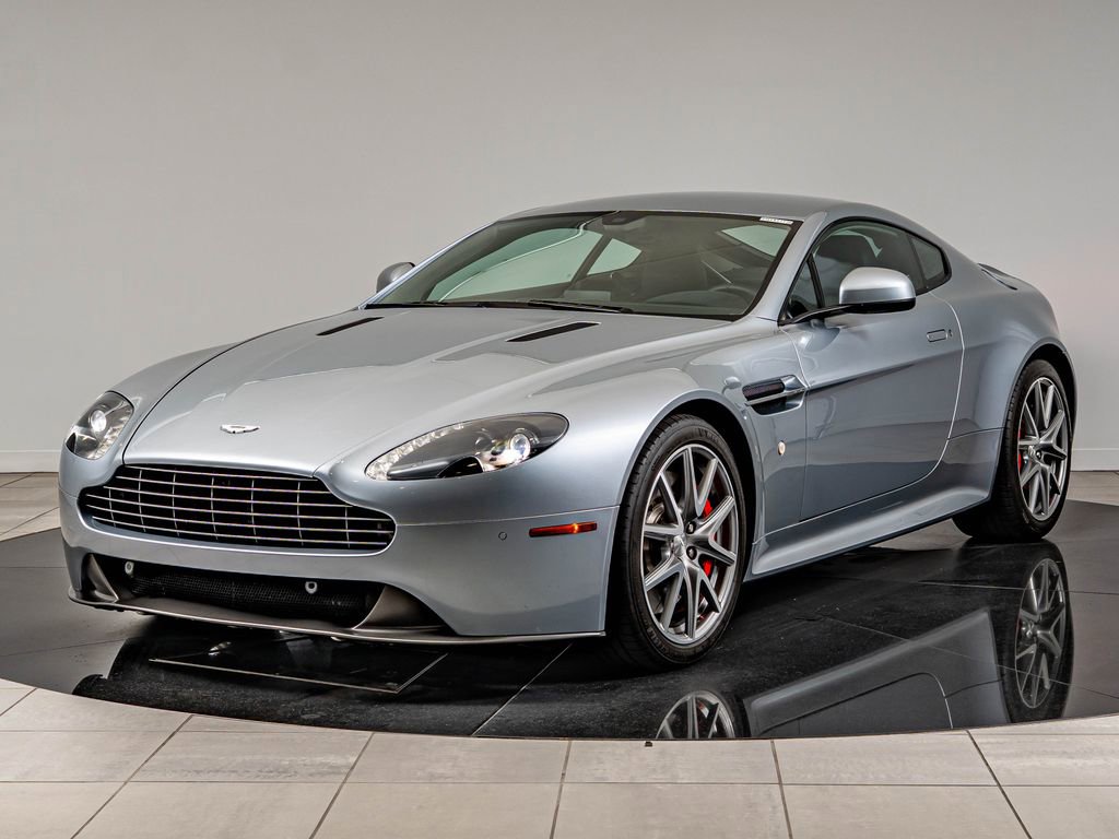 Used 2015 Aston Martin V8 Vantage GT RWD video 1