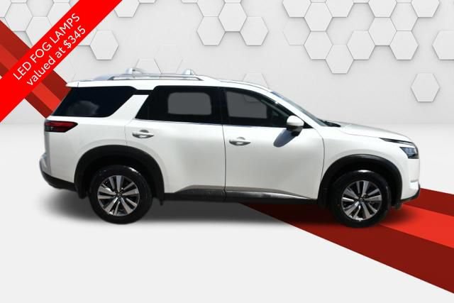 Used 2023 Nissan Pathfinder SL w/ Lighting Package (N92) AWD/4WD image 7