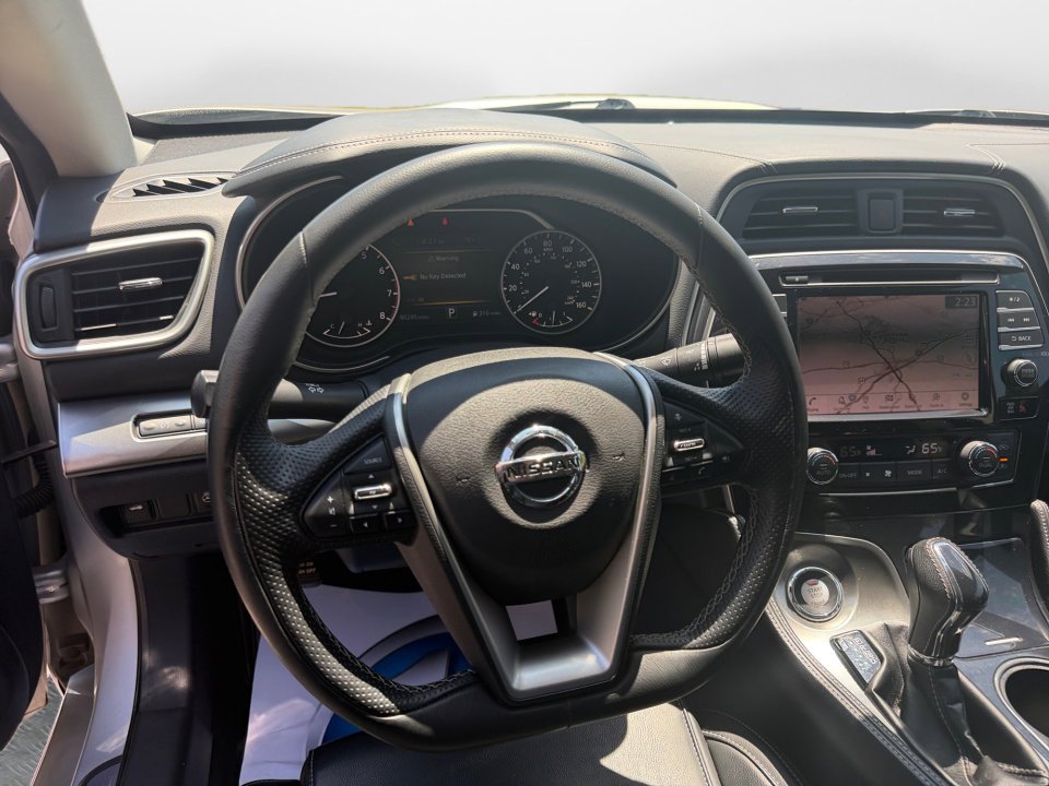 Used 2019 Nissan Maxima 3.5 SL w/ Floor Mat Group FWD image 10