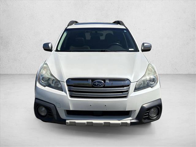 Used 2014 Subaru Outback 3.6R Limited AWD/4WD image 2