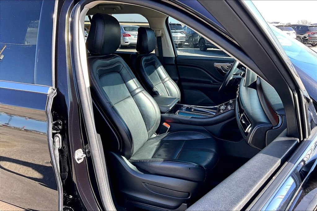 Used 2020 Lincoln Aviator Reserve w/ Elements Package Plus image 10