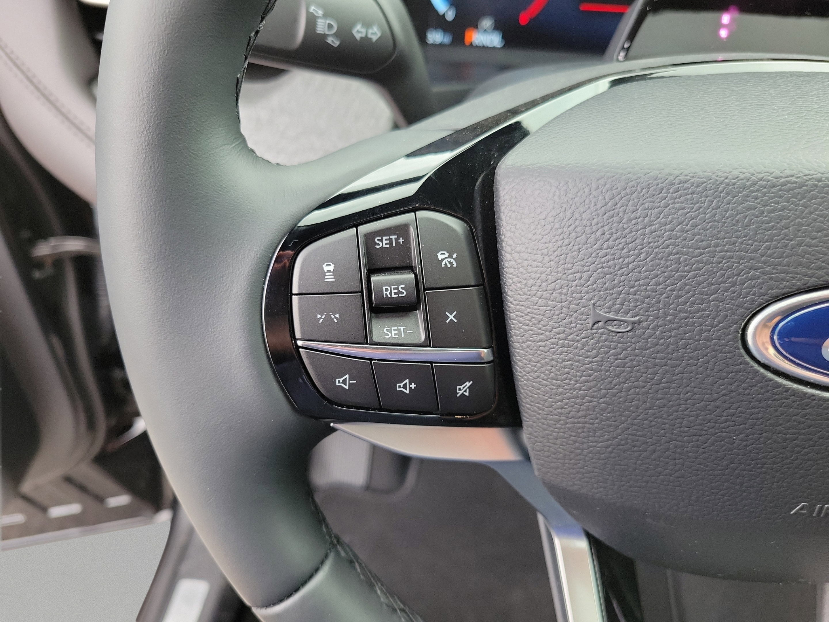New 2026 Ford Explorer Platinum RWD image 26