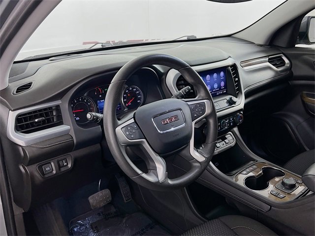 Used 2023 GMC Acadia SLE w/ Driver Convenience Package image 35
