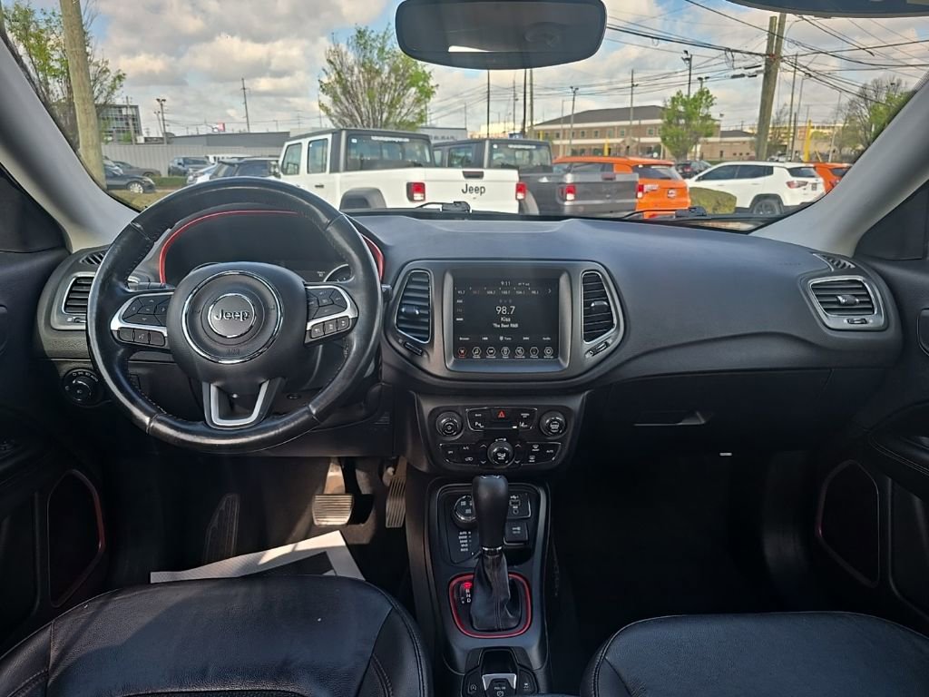 Used 2021 Jeep Compass Trailhawk w/ Convenience Group AWD/4WD image 23