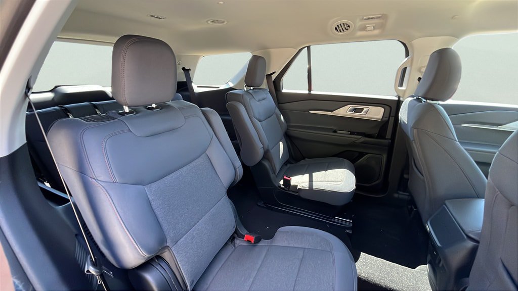New 2026 Ford Explorer Active AWD/4WD image 21