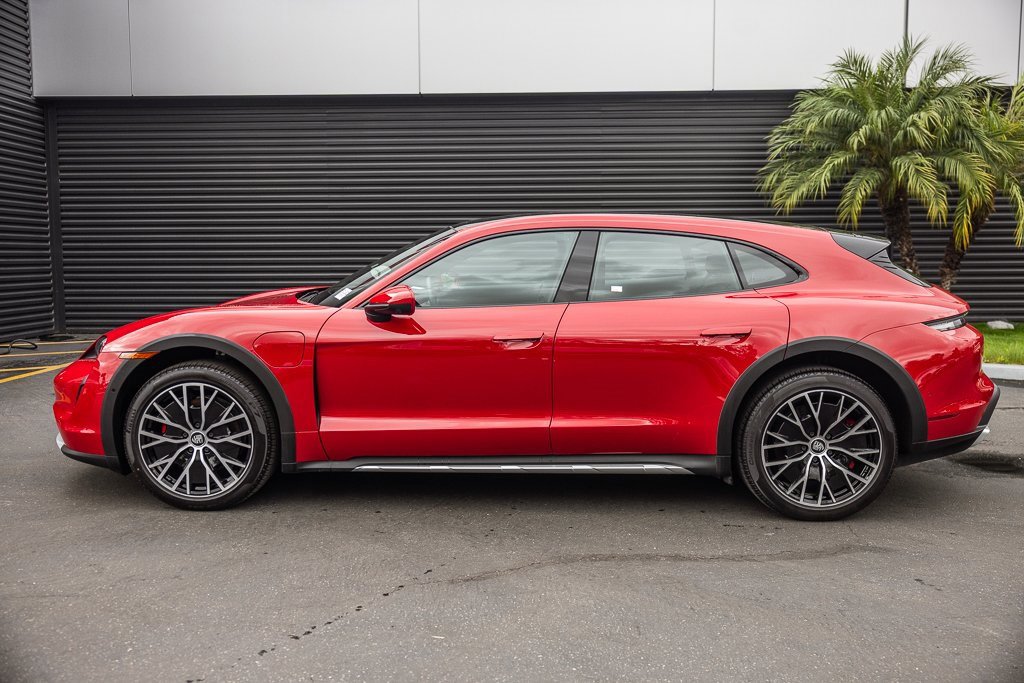 Certified 2024 Porsche Taycan 4S image 2