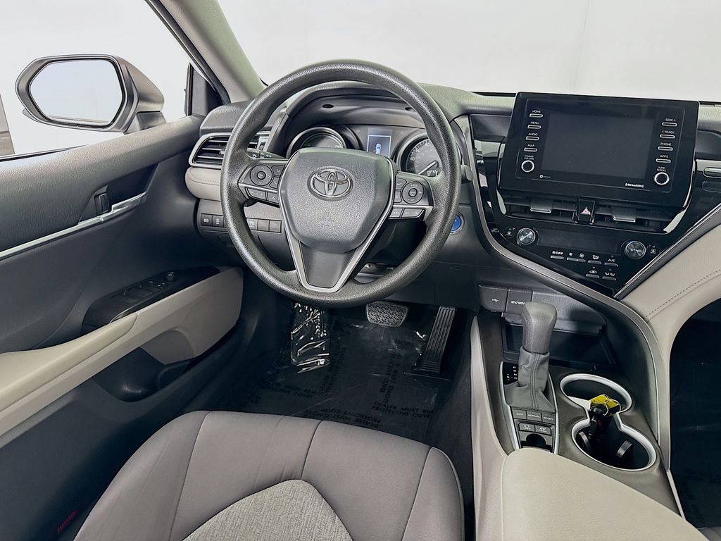 Certified 2021 Toyota Camry LE image 19