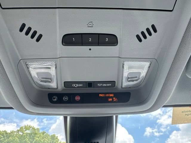 Used 2022 Chevrolet Blazer LT FWD image 23