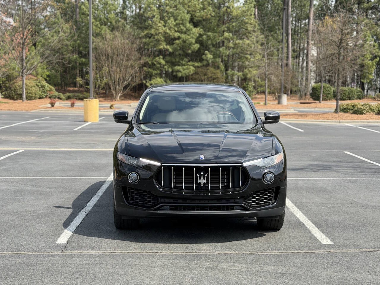 Used 2018 Maserati Levante AWD/4WD image 2
