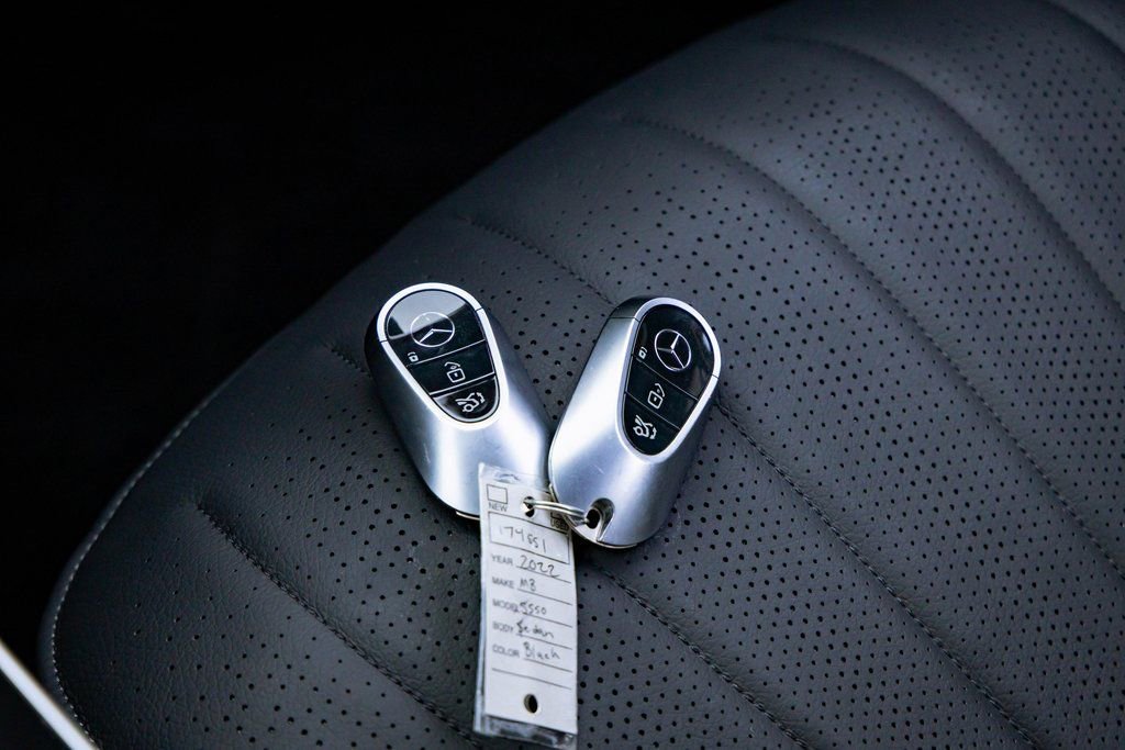 Used 2023 Mercedes-Benz S 500 4MATIC w/ AMG Line image 13