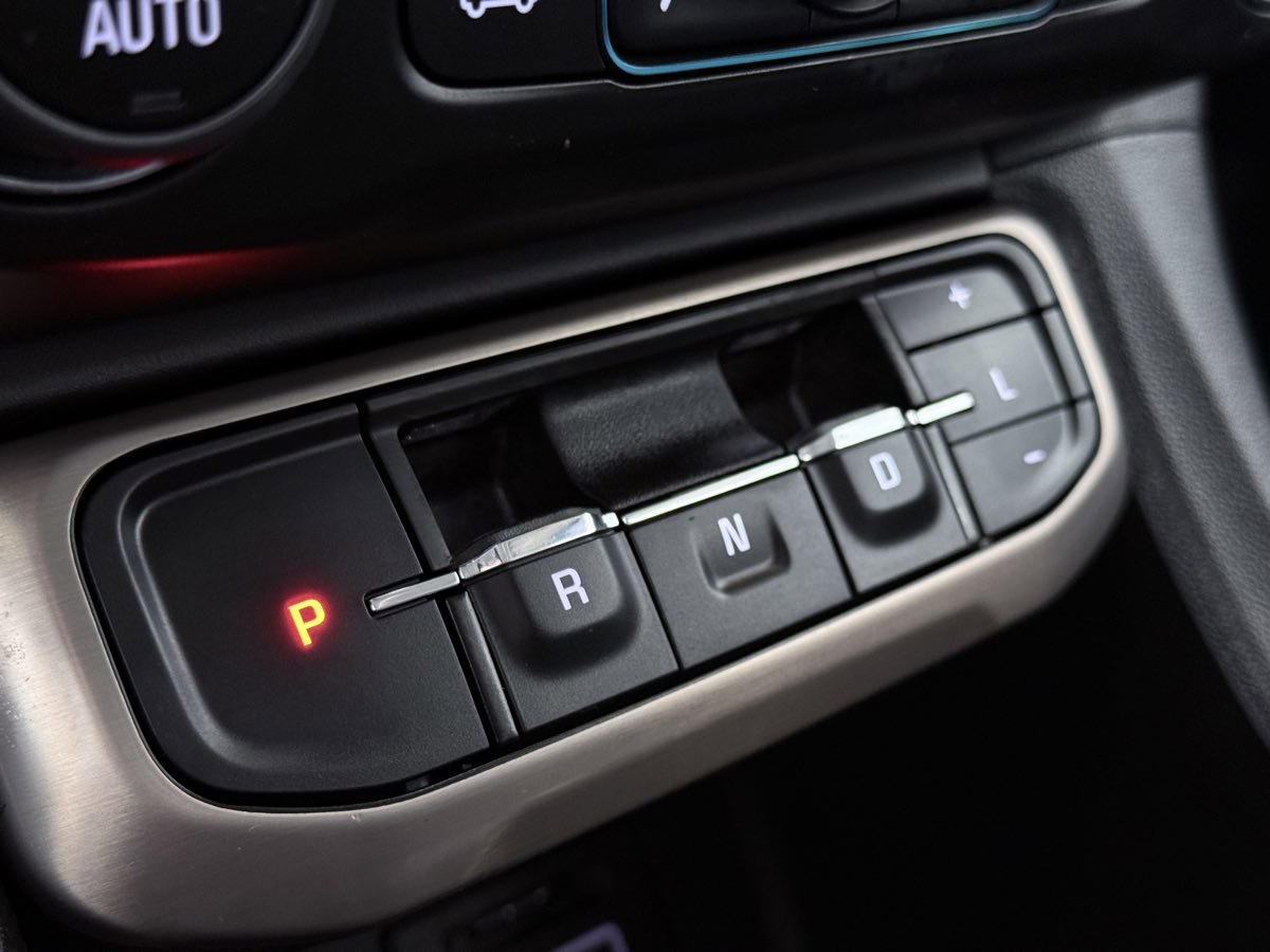 Used 2022 GMC Acadia Denali w/ Denali Ultimate Package FWD image 58