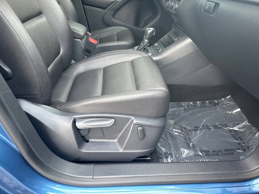 Used 2017 Volkswagen Tiguan Wolfsburg Edition image 10