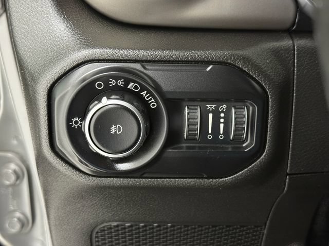 Used 2019 Jeep Wrangler Unlimited Sport S AWD/4WD image 15