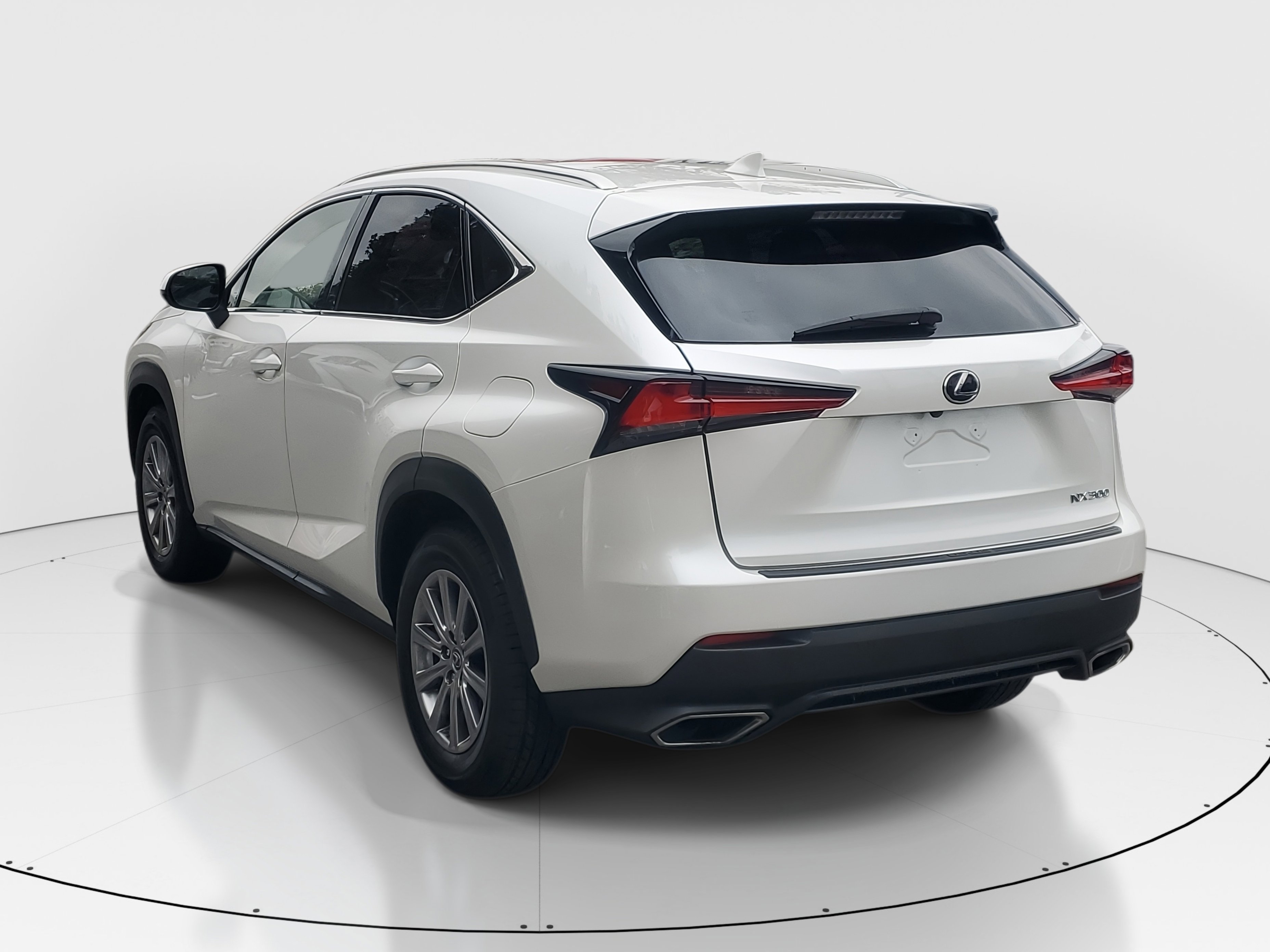 Used 2020 Lexus NX 300 FWD image 5