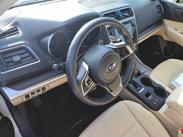 Used 2018 Subaru Outback 2.5i Limited image 10
