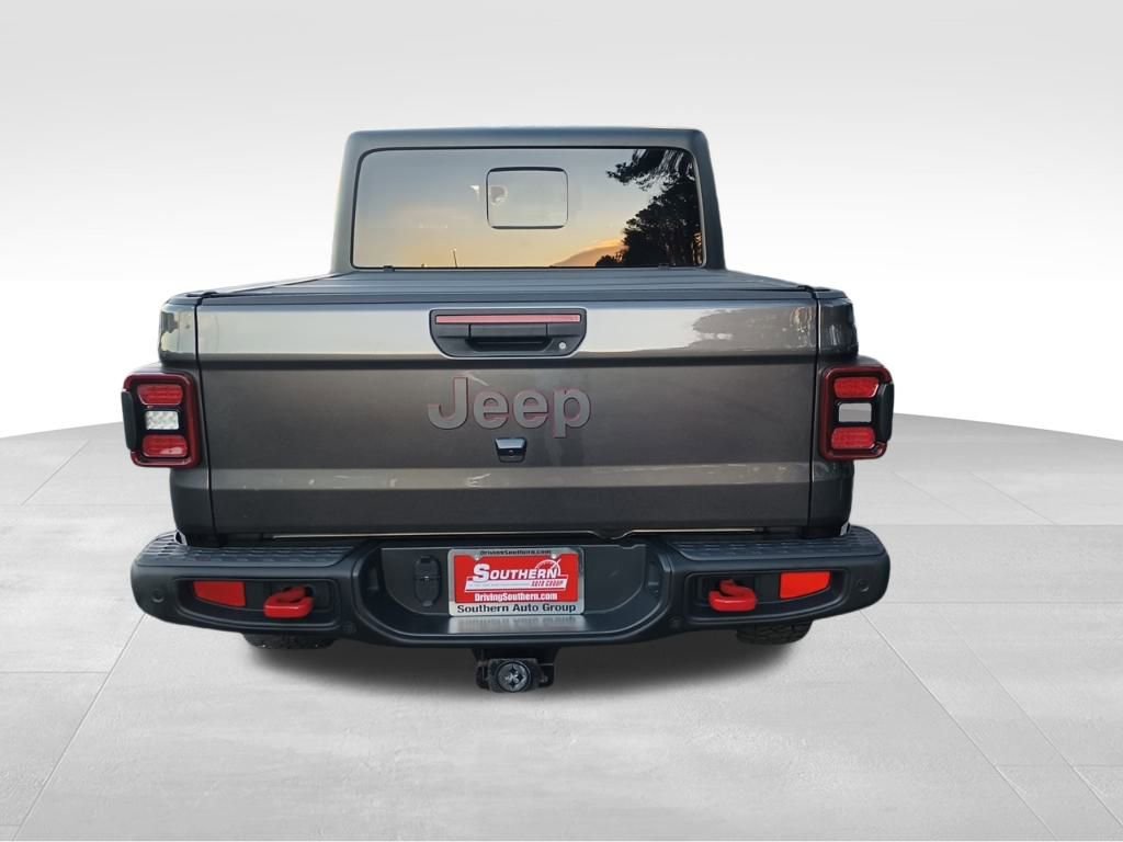 Used 2024 Jeep Gladiator Rubicon w/ Technology Group image 4